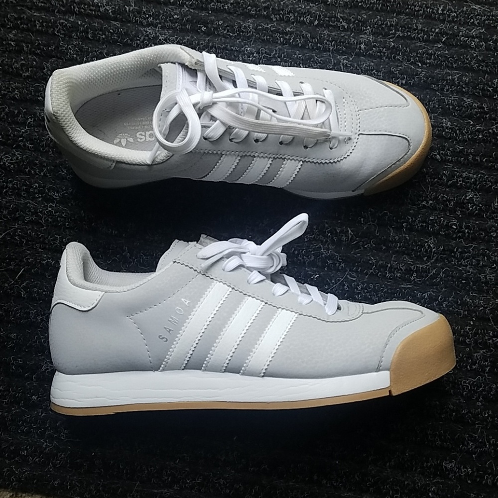 Like new adidas samoa leather shoes